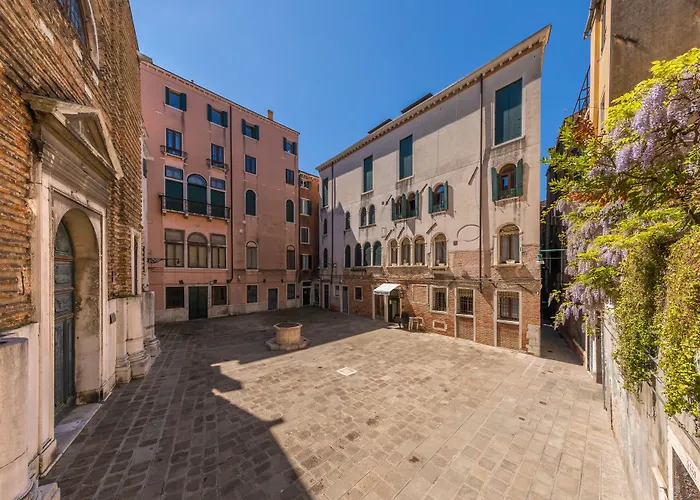 La Locandiera Venise